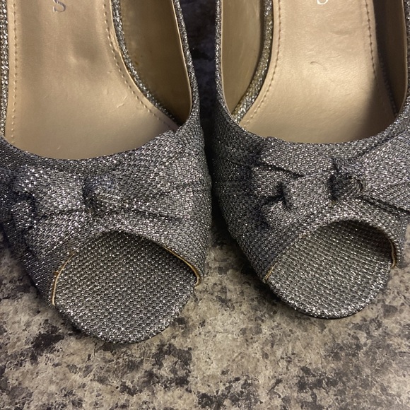 2for $20: Silver sparkle heels 🖤 - Picture 2 of 8